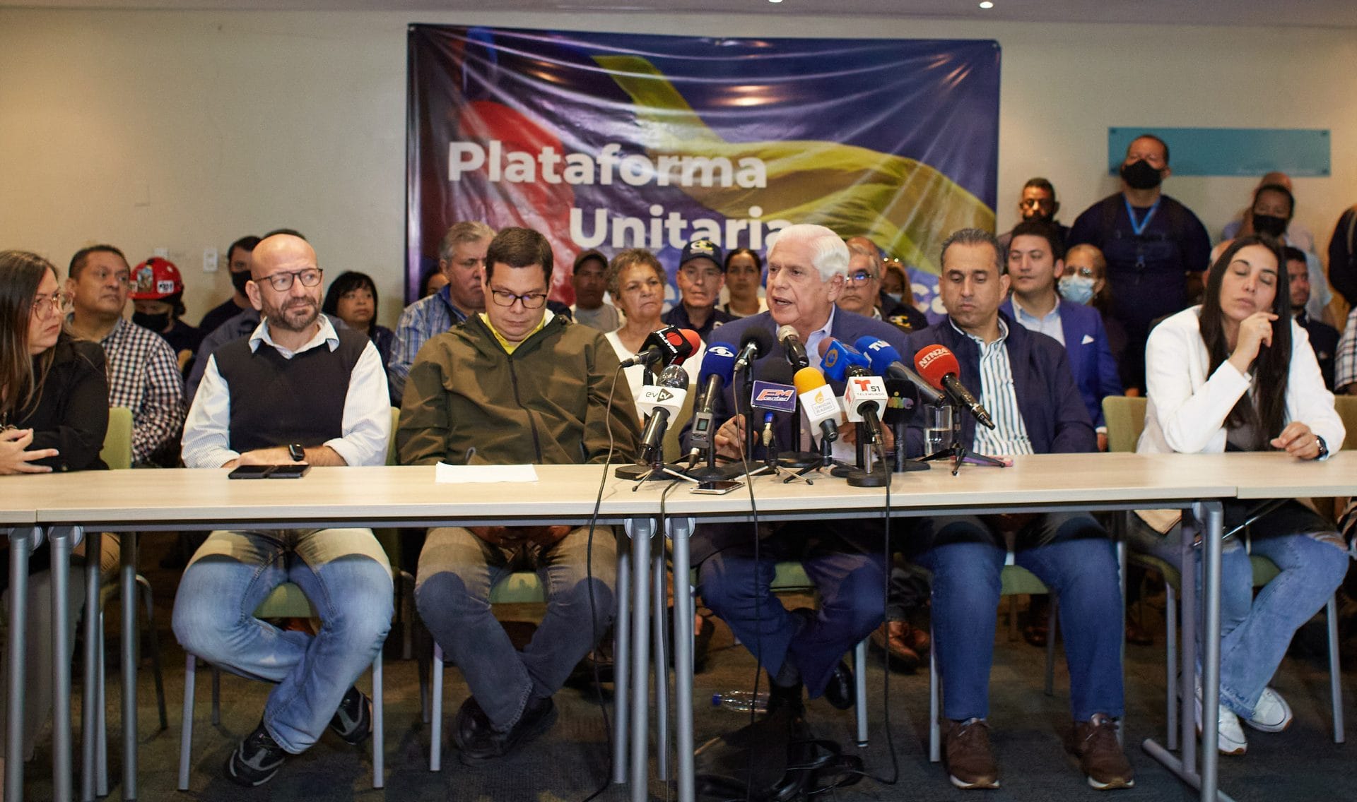 Plataforma Unitaria exigió a Maduro fecha para presidenciales para continuar con el diálogo