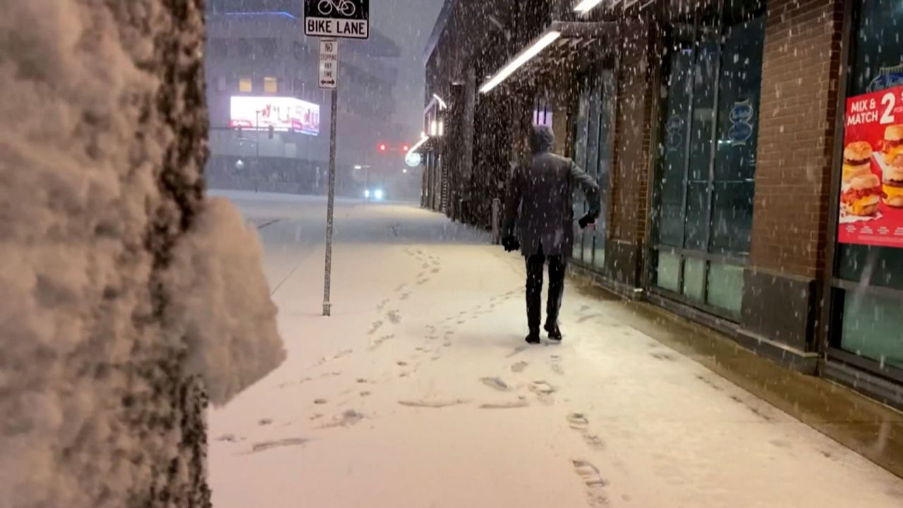 Tormenta de nieve comenzó a golpear al oeste de Nueva York