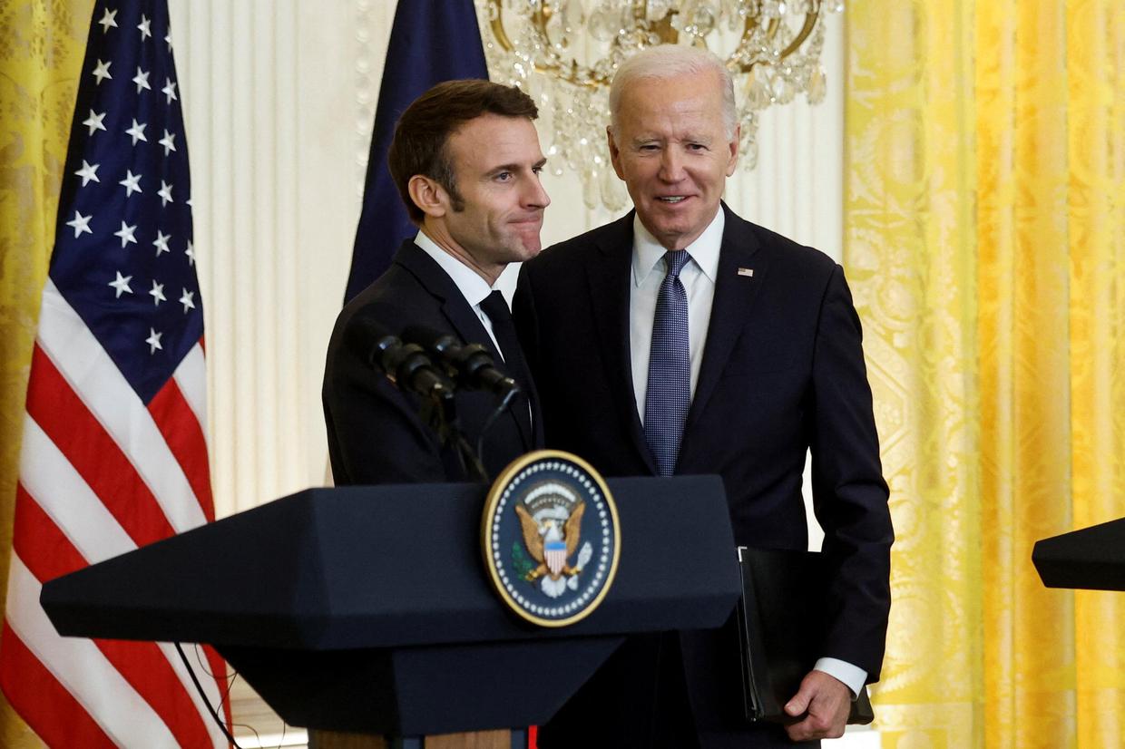 Emmanuel Macron, Joe Biden