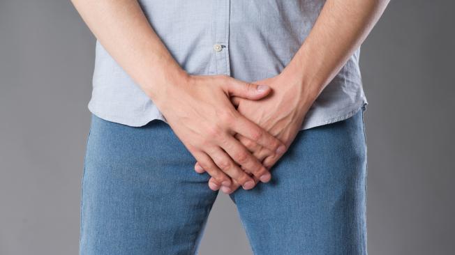 Hombre demanda a hospital por cortarle el pene