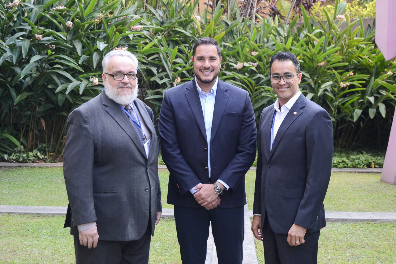 Rafael Núñez Aponte participó en el III Encuentro Hispano de IFPO