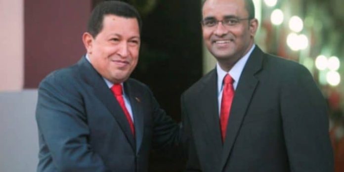 Hugo Chávez, Esequibo