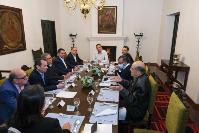 Canciller de Colombia muy esperanzado por reunión de Bogotá