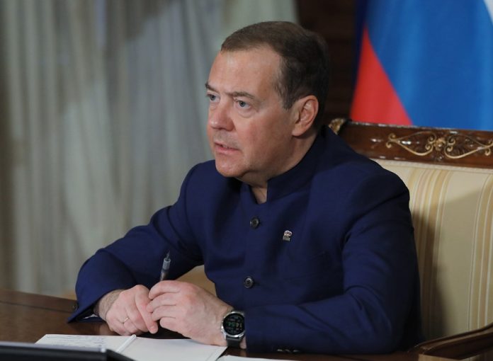 Dmitri Medvédev
