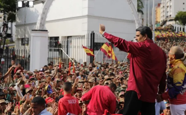 Maduro vociferó que castigará a todos los que lo han “apuñalado por la espalda”