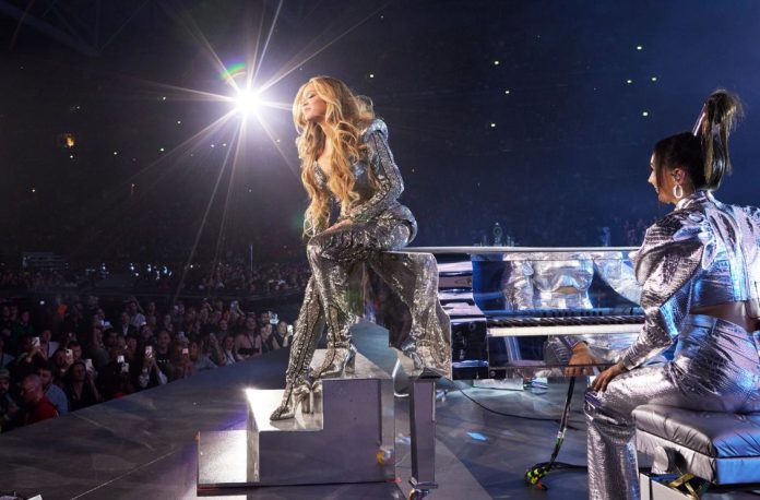 Beyoncé comenzó su mega gira con un espectáculo futurista