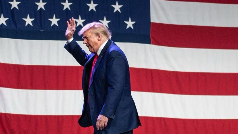 Imputan a Donald Trump