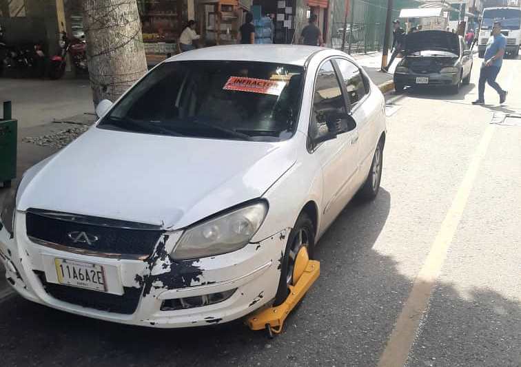 En la carrera 19: AMTT aplicará inmovilizadores a vehículos cuyos conductores violenten ordenanzas viales