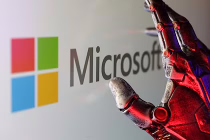 Microsoft es víctima de la IA y prepara despidos masivos