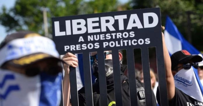 Dictadura de Maduro libera unos presos políticos y captura otros nuevos