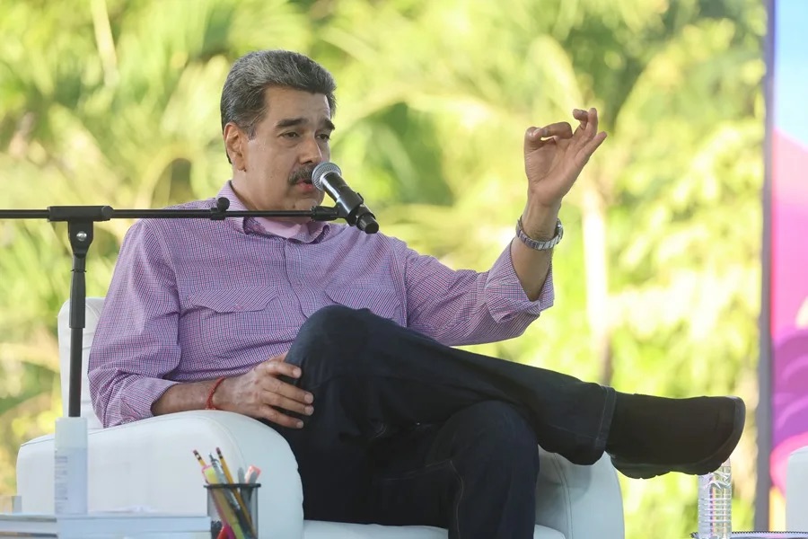 Maduro recibió una visita consular mientras aguarda su próxima audiencia del 26 de marzo