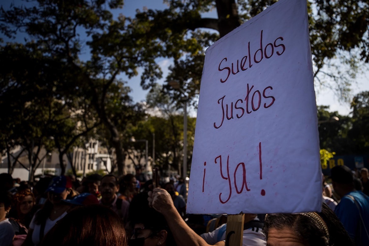 El dilema del salario en Venezuela: entre la inviabilidad técnica y la urgencia social