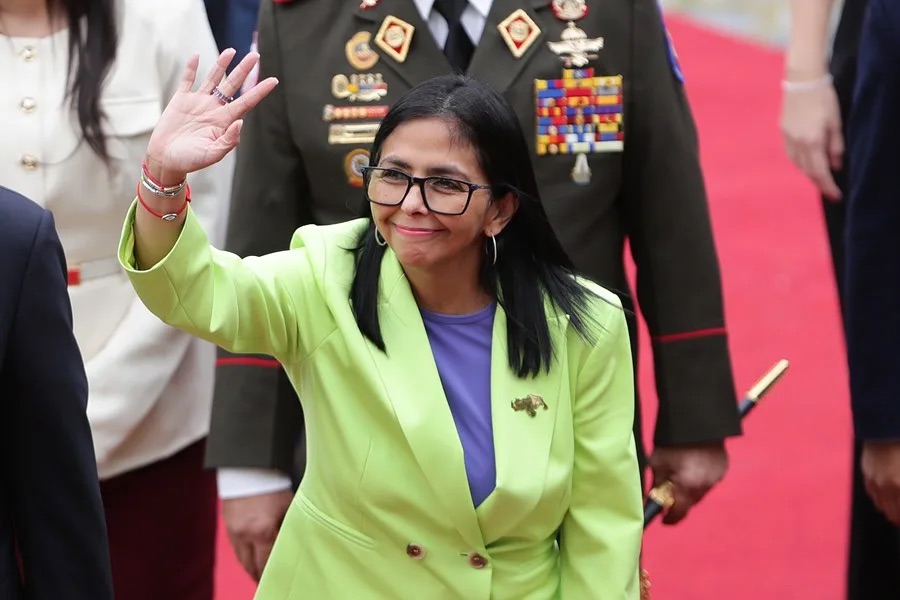 La presidenta venezolana Delcy Rodríguez participará de forma virtual en un foro económico de Miami