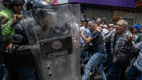 “La transición a la democracia es urgente e impostergable”: María Corina Machado tras manifestaciones de trabajadores en Venezuela