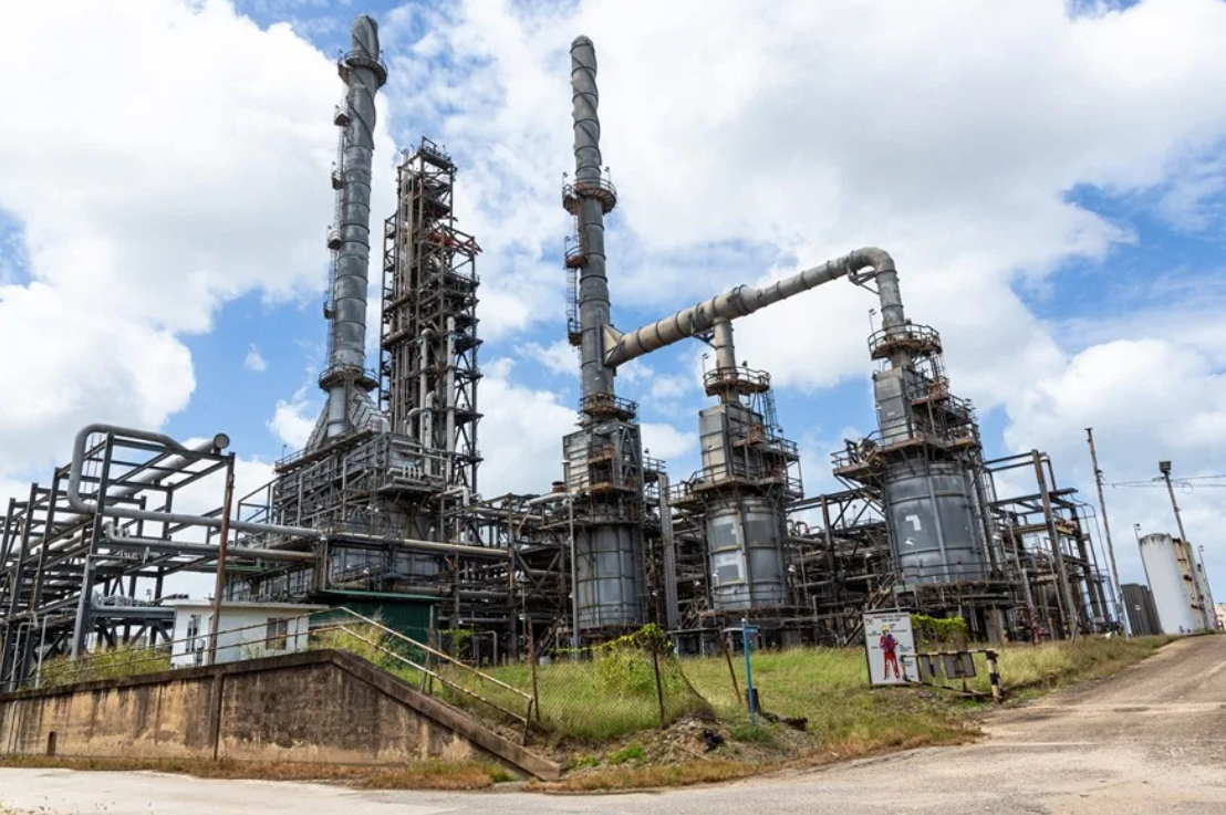 La producción petrolera de la OPEP cayó 27,5% en marzo debido a la guerra en Irán