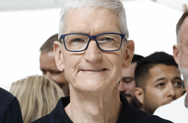 Tim Cook anunció su retiro como director ejecutivo de Apple