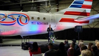 Este es el avión que llegará a Venezuela en el primer vuelo directo desde EE. UU. desde 2019: tiene los colores rojo, blanco y azul