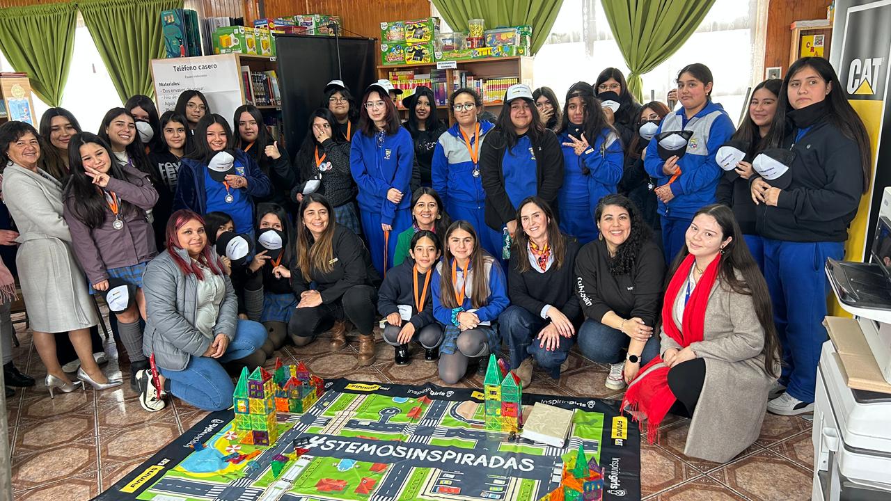 Niñas STEM: Finning e Inspiring Girls inspiran futuro tecnológico