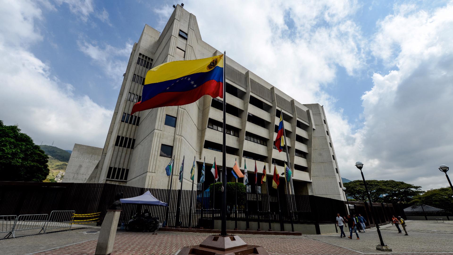 Zair Mundaray: “En el sistema judicial hay reacomodo, estremecimiento e incertidumbre”