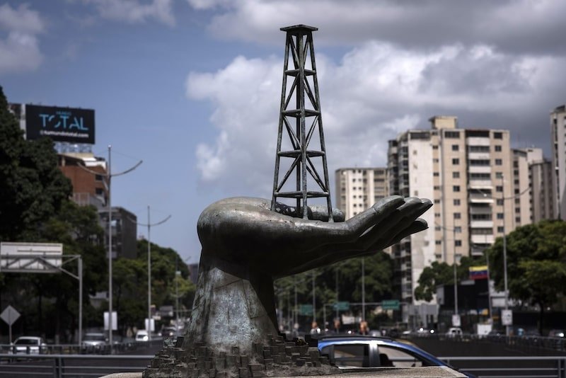 Bonos de Venezuela aún pueden subir 16 % por recuperación petrolera, según Morgan Stanley