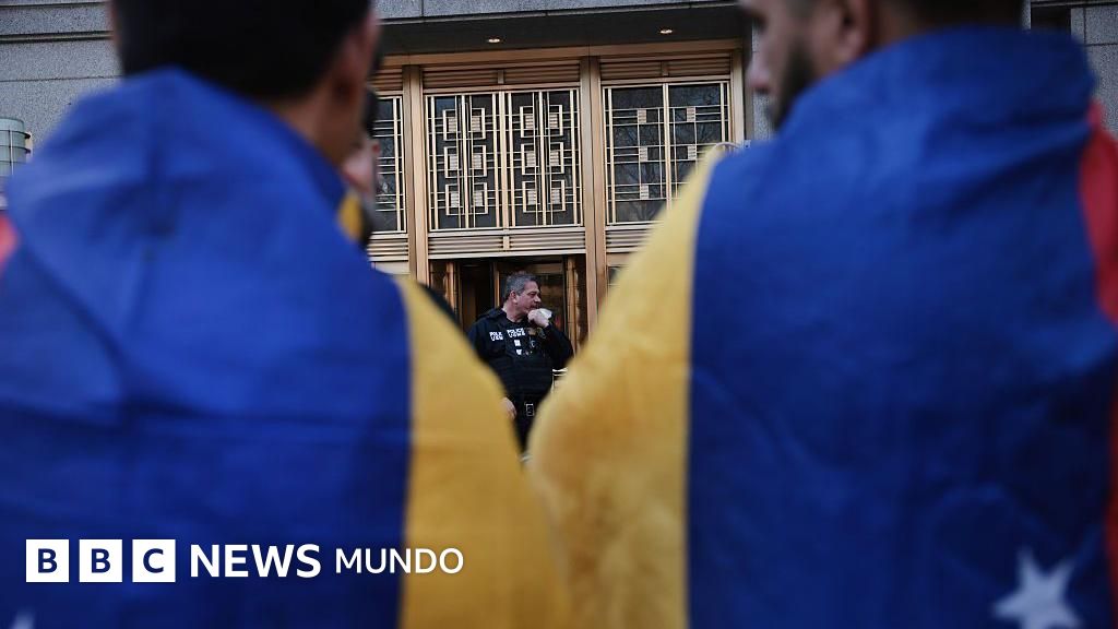 Los fiscales de EE.UU. rechazan que Venezuela pague la defensa de Maduro y el juez deja pendiente su decisión – BBC News Mundo