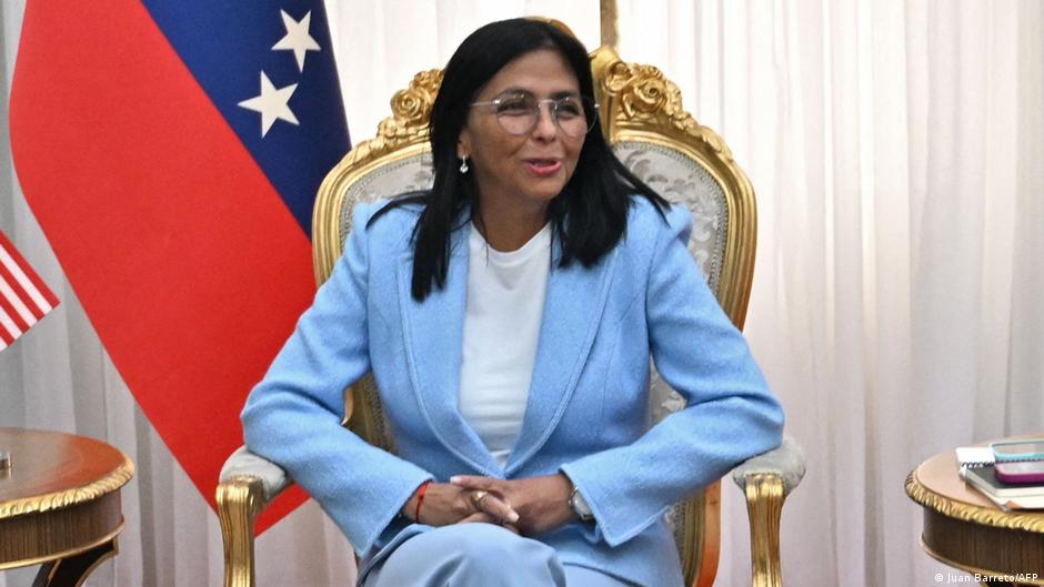 Venezuela firma acuerdos energéticos con empresas de EE.UU.