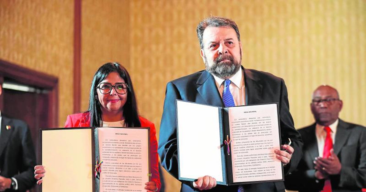 Delcy Rodríguez propone a Timoteo Zambrano, afín a Zapatero, como nuevo embajador en Madrid