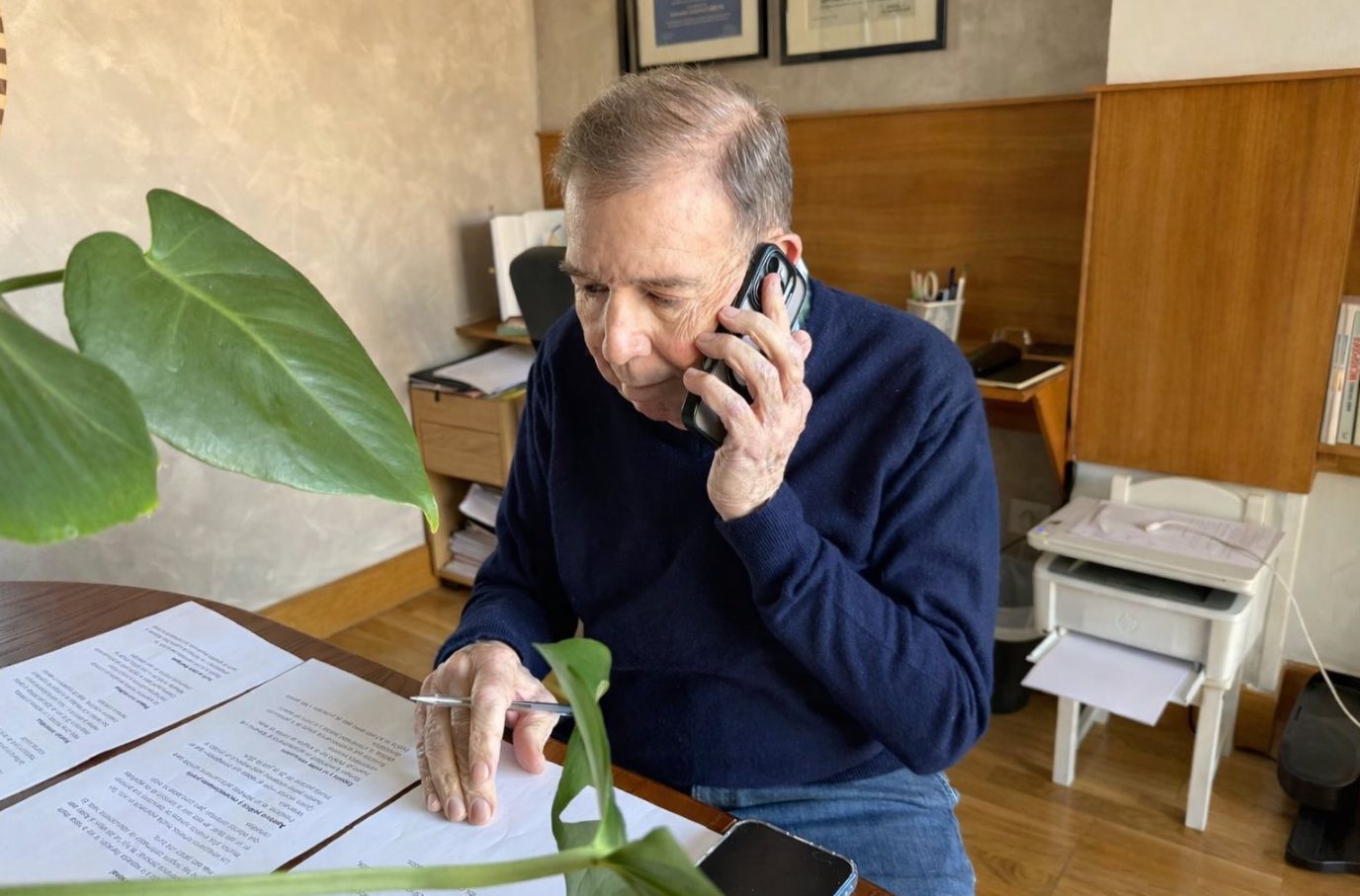 González acusa al chavismo de usar fondos para abogados mientras colapsa electricidad