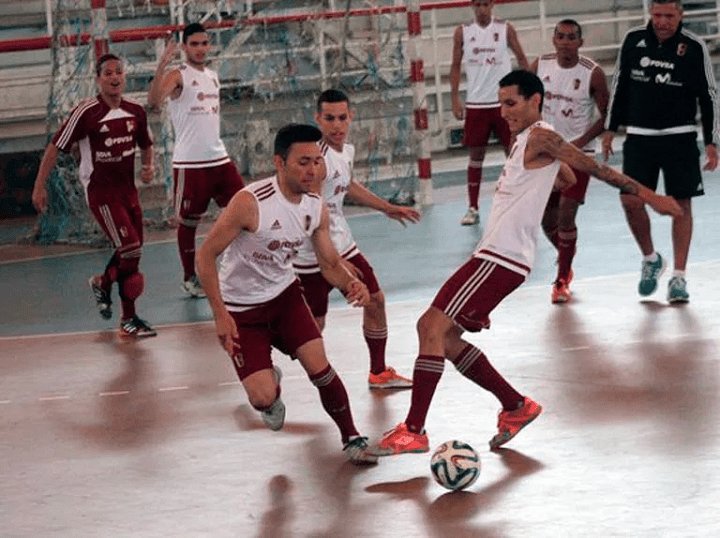 Detienen a jugador por agredir a árbitros en Liga Lago Futsal