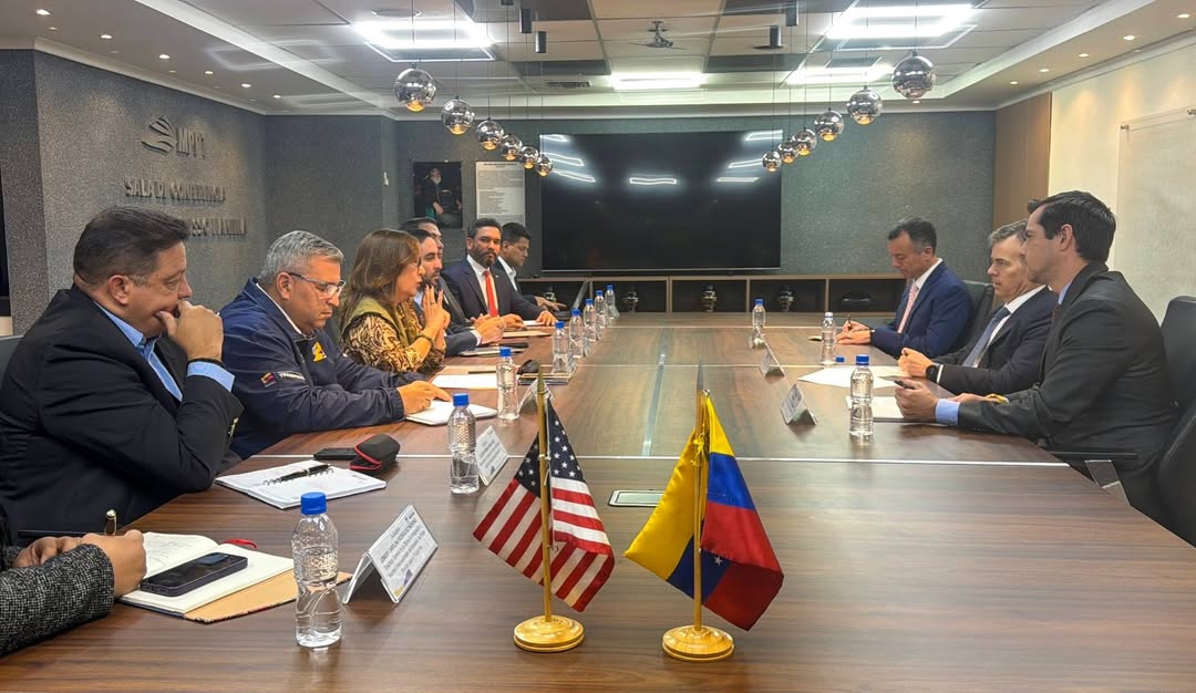 Venezuela y EE.UU. negocian ampliación de conectividad aérea y comercio energético