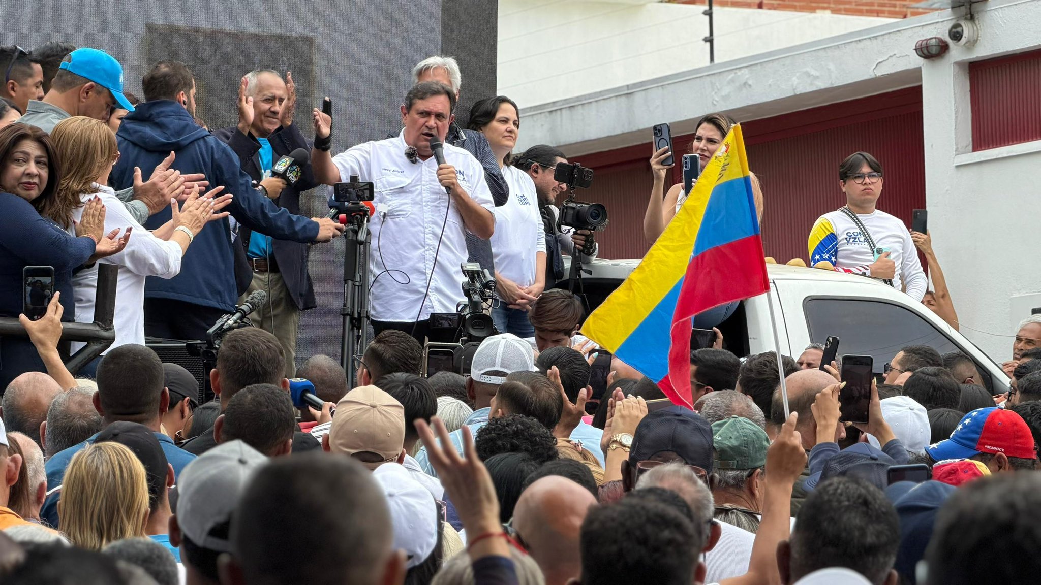 Alviárez: Machado regresará cuando haya cronograma electoral