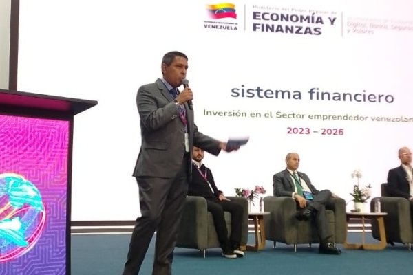 Banca venezolana impulsa emprendimiento con bancarización al 95% y crédito digital