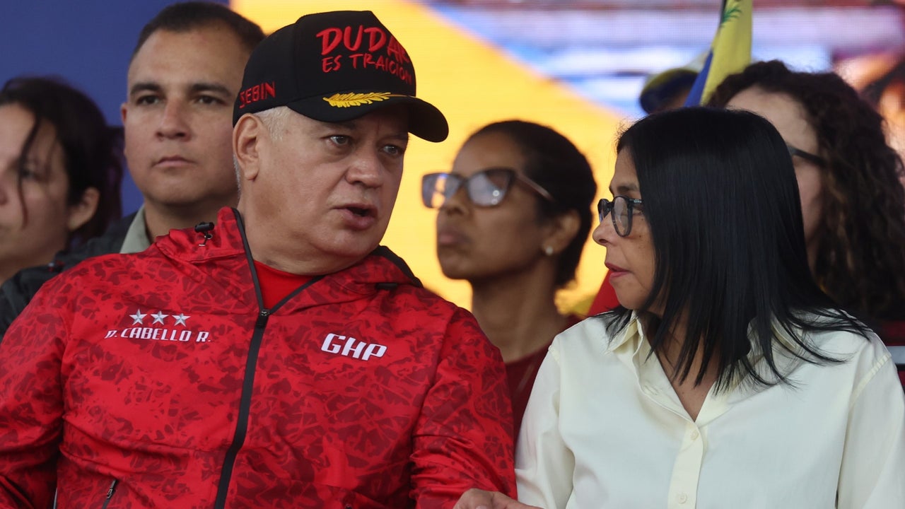 Diosdado Cabello rechaza calificativo de gobierno de facto