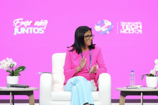 Delcy Rodríguez anuncia fondos de venture capital para emprendimientos tecnológicos