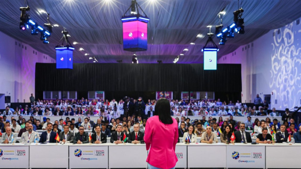 Venezuela lanza portal web para integrar emprendedores jóvenes