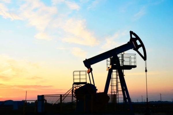 Venezuela distribuye contrato modelo petrolero para negociaciones con empresas