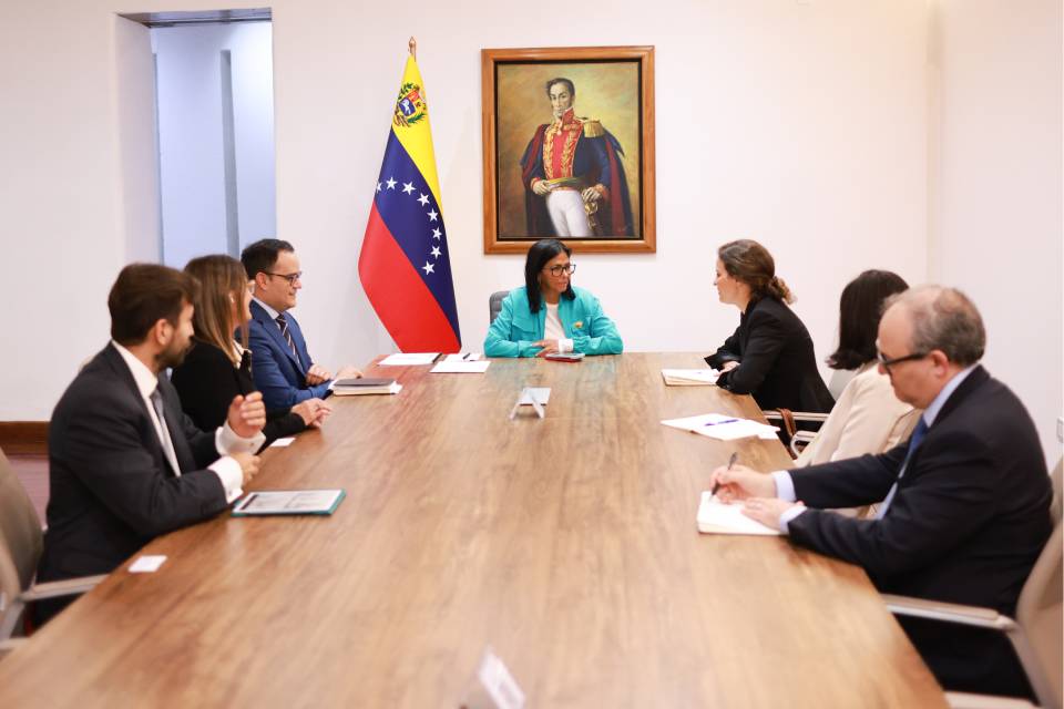 Rodríguez y Banco Mundial evalúan reestructuración deuda venezolana