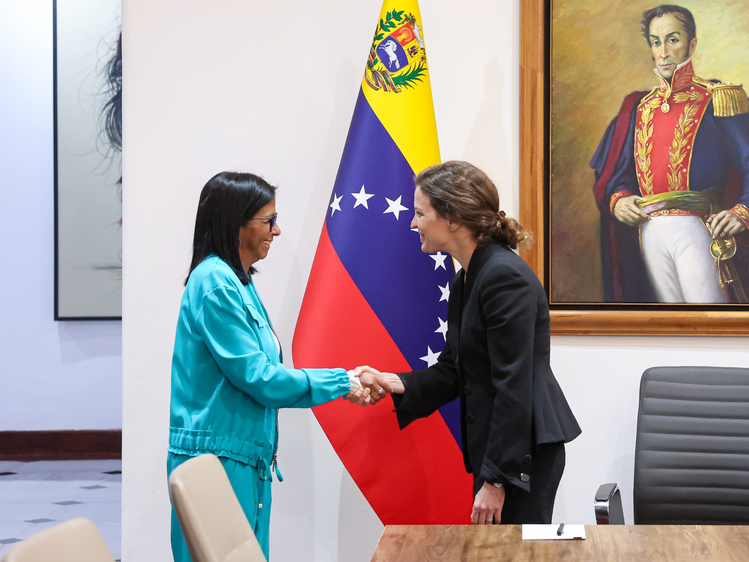 Chavismo acuerda cooperación técnica con Banco Mundial