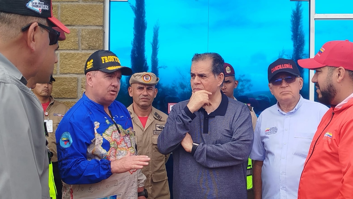 Embajador Maniglia inspecciona puntos fronterizos Venezuela-Colombia