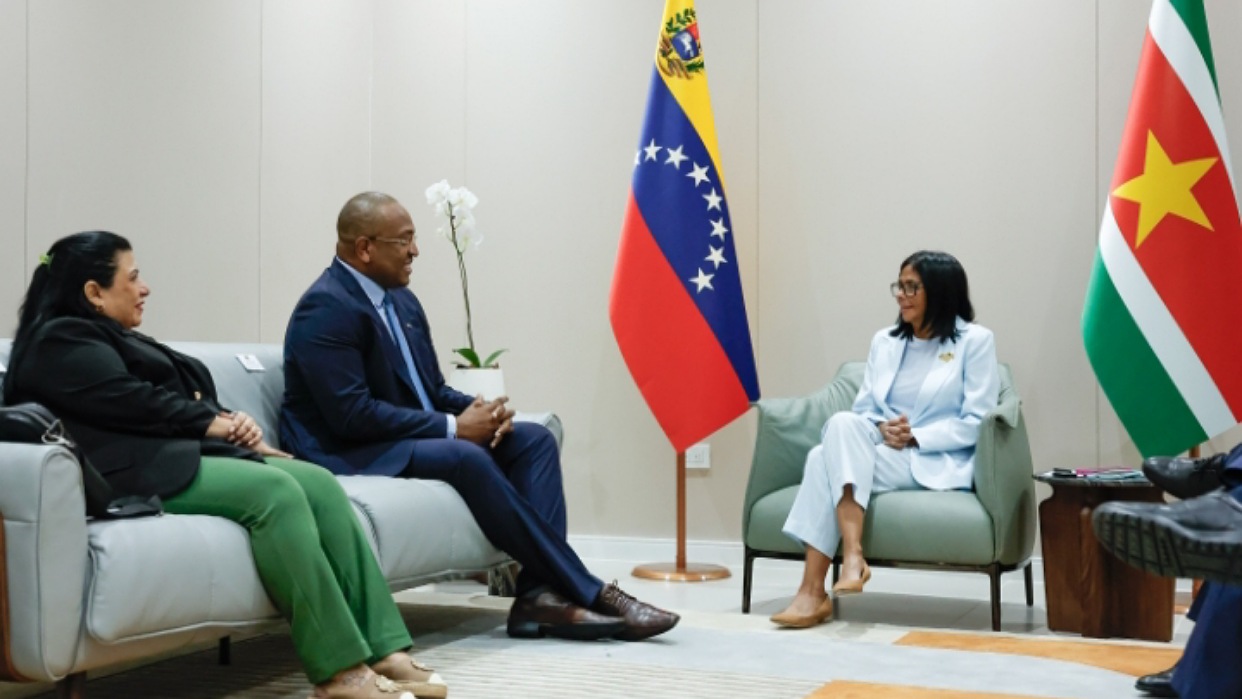 Surinam y Venezuela avanzan en negociaciones de acuerdos bilaterales