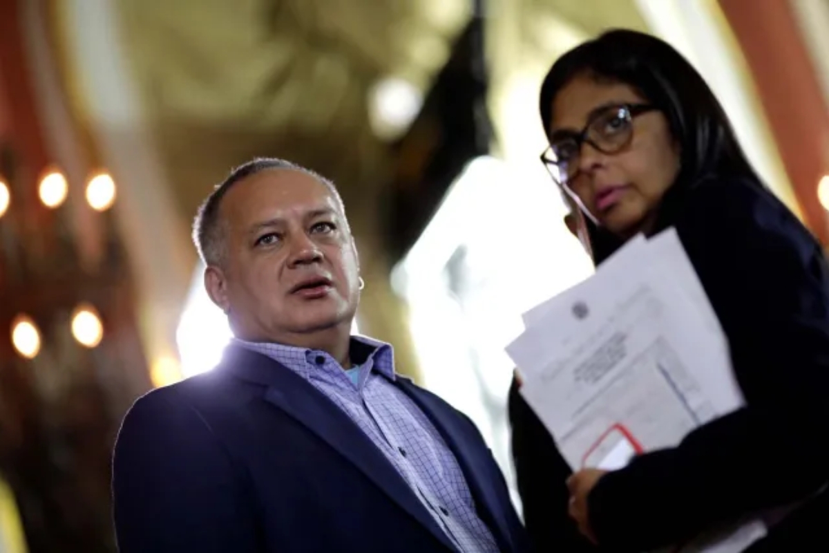 Rick Scott advierte a Delcy Rodríguez y Diosdado Cabello sobre justicia estadounidense
