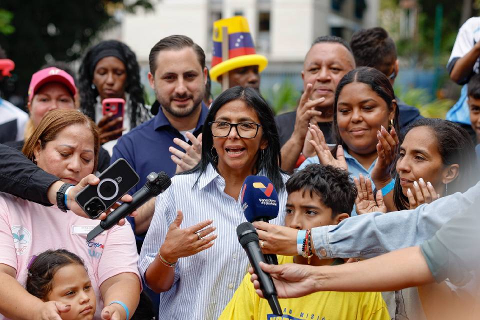 Rodríguez justifica entrega de Alex Saab como medida administrativa