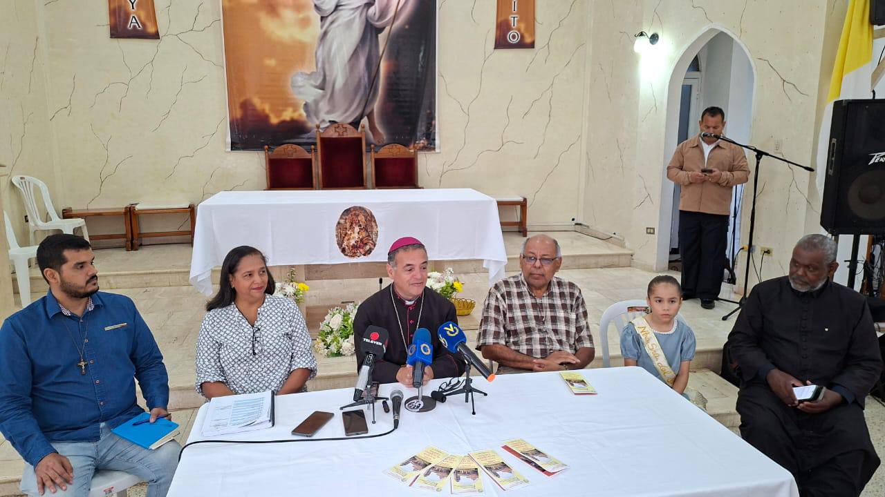 Obispo de Ciudad Guayana honra coraje de Carmen Teresa Navas