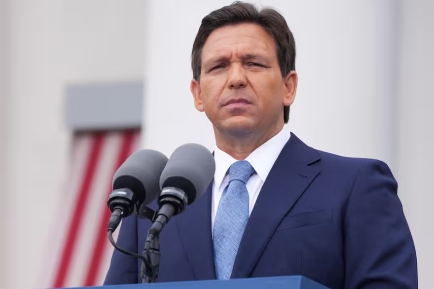 Florida aprueba ley FIRE que restringe operaciones de siete países