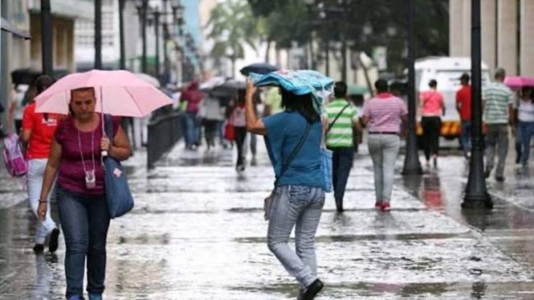 Onda Tropical N°4 provoca lluvias en siete regiones