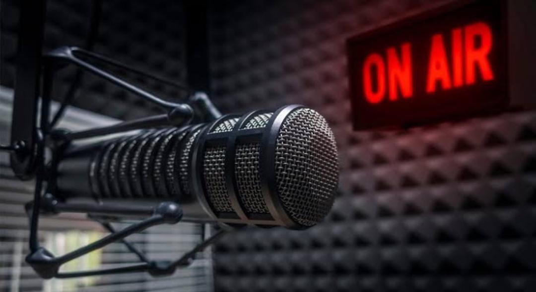 Venezuela celebra un siglo de la radio