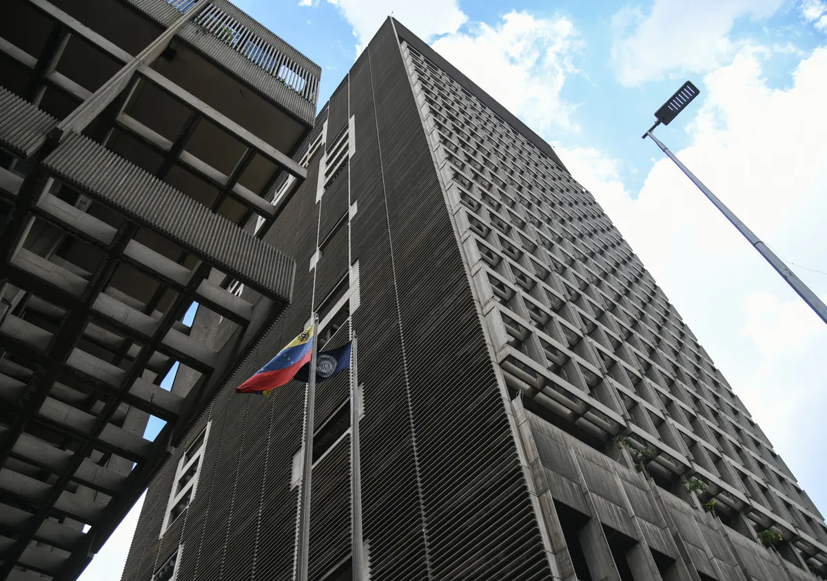 Venezuela enfrenta reestructuración de deuda superior a 170 mil millones