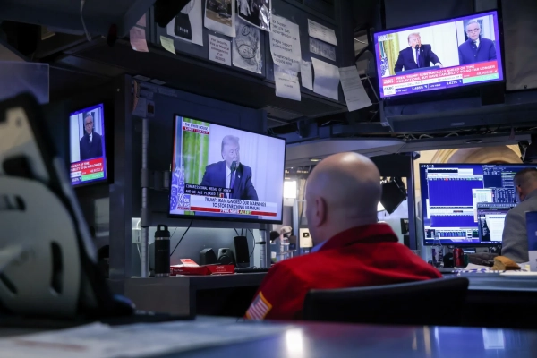 NYSE TV incorpora contenido educativo en español con Jim Cramer