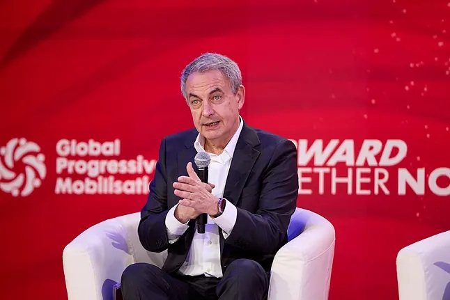Zapatero investigado por operaciones petrolíferas con funcionarios venezolanos