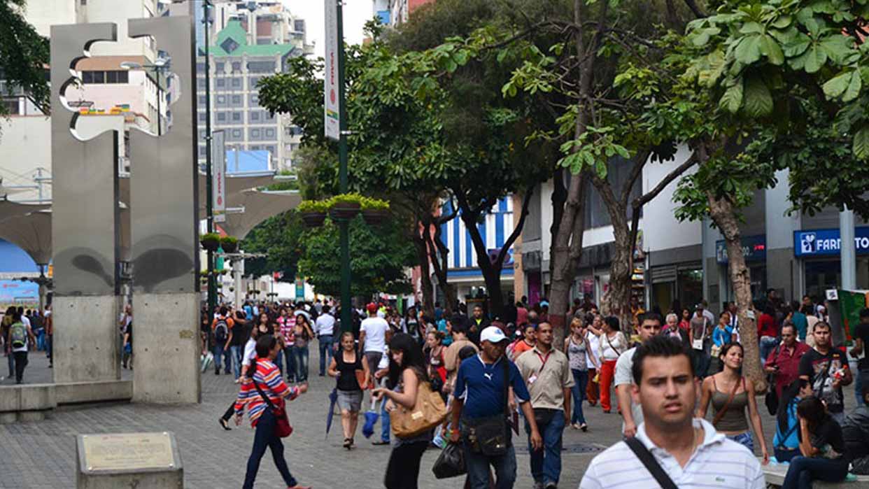 63% de venezolanos prioriza economía sobre elecciones presidenciales